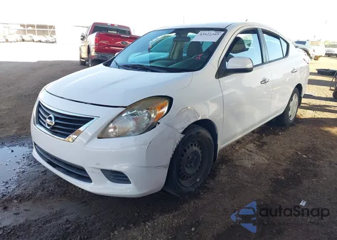 2013 Nissan Versa 1.6 Sv from USA, damaged, VIN 3N1CN7AP8DL879911